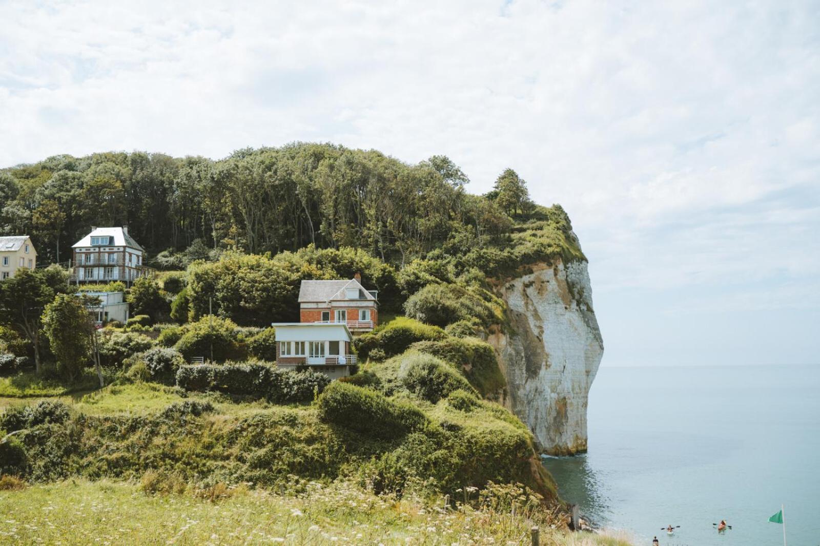 Hotel Huttopia Les Falaises - Normandie Saint-Pierre-en-Port Exterior foto